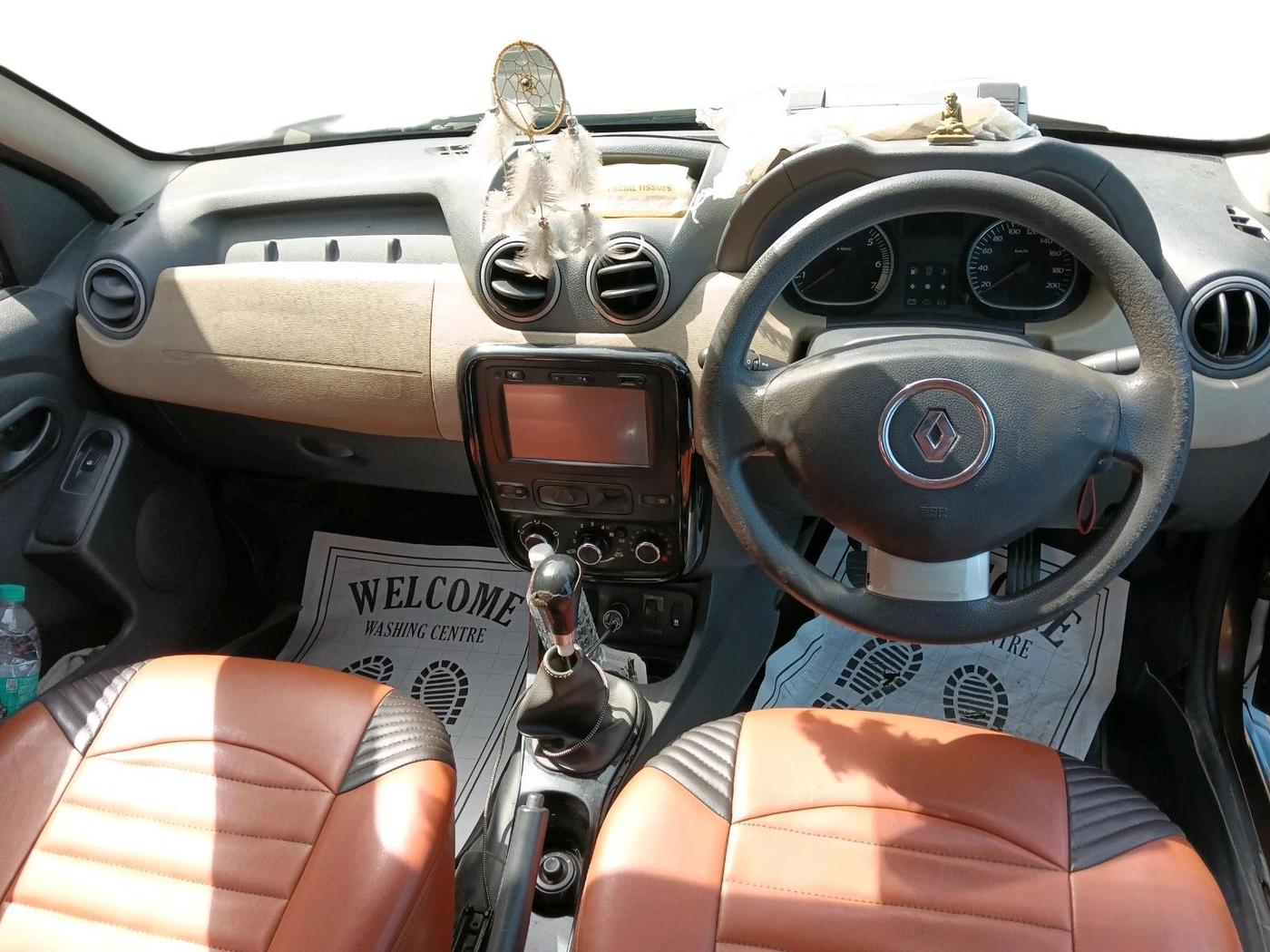 2013 Renault Duster 85 PS RXL DIESEL, Diesel, Manual, 1,33,889 km, interior