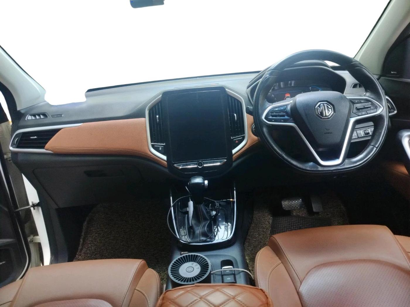 2020 MG HECTOR PLUS SHARP 1.5 PETROL TURBO DCT 6-STR, Petrol, Automatic, 59,187 km, interior