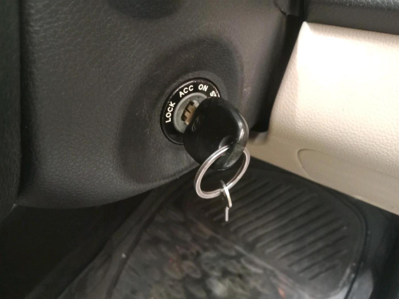 2012 Hyundai Eon MAGNA +, CNG, Manual, 55,544 km, interior