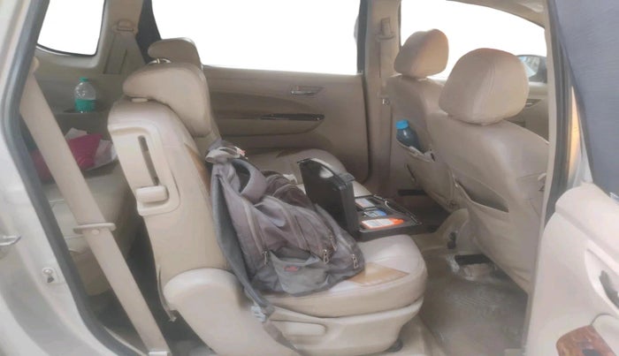 2016 Maruti Ertiga VXI CNG, CNG, Manual, 1,35,932 km, interior