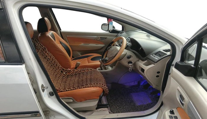 2016 Maruti Ertiga VXI CNG, CNG, Manual, 2,38,228 km, interior