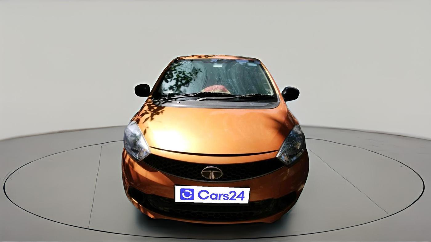2016 Tata Tiago XE PETROL, Petrol, Manual, 65,737 km, exterior