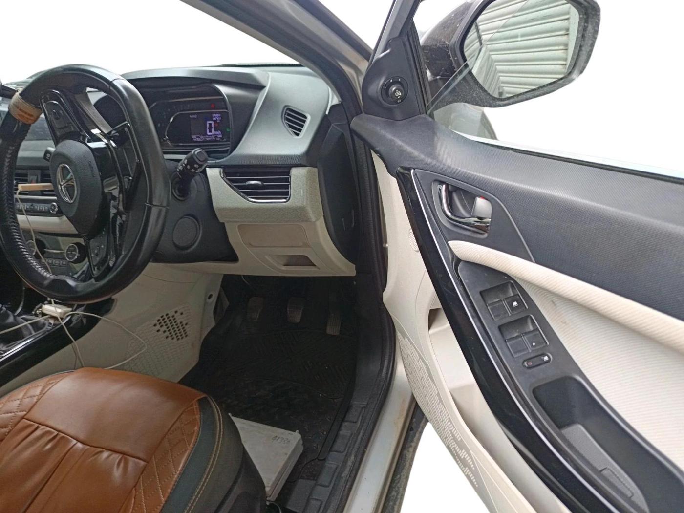 2021 Tata NEXON XZ PLUS (O) PETROL, Petrol, Manual, 51,564 km, interior