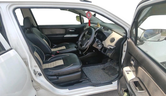 2013 Maruti Wagon R 1.0 LXI CNG, CNG, Manual, 98,750 km, interior