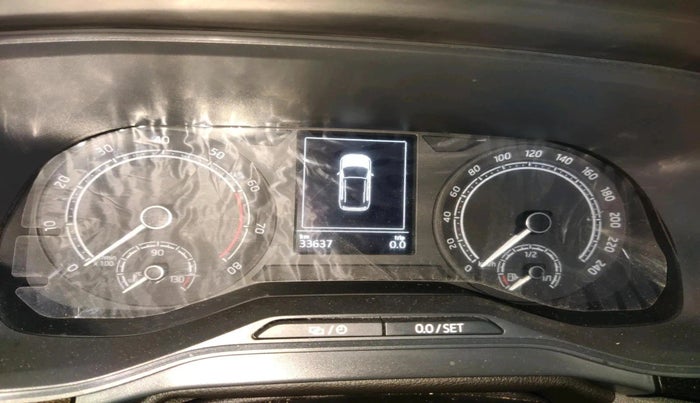 2022 Skoda KUSHAQ STYLE 1.0L TSI AT (6 AIRBAGS), Petrol, Automatic, 33,637 km, interior