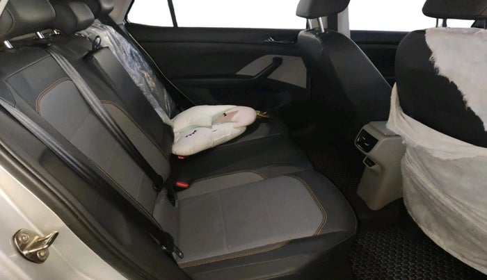 2022 Skoda KUSHAQ STYLE 1.0L TSI AT (6 AIRBAGS), Petrol, Automatic, 33,637 km, interior