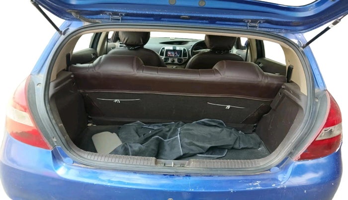 2011 Hyundai i20 ERA 1.2, Petrol, Manual, 99,601 km, exterior