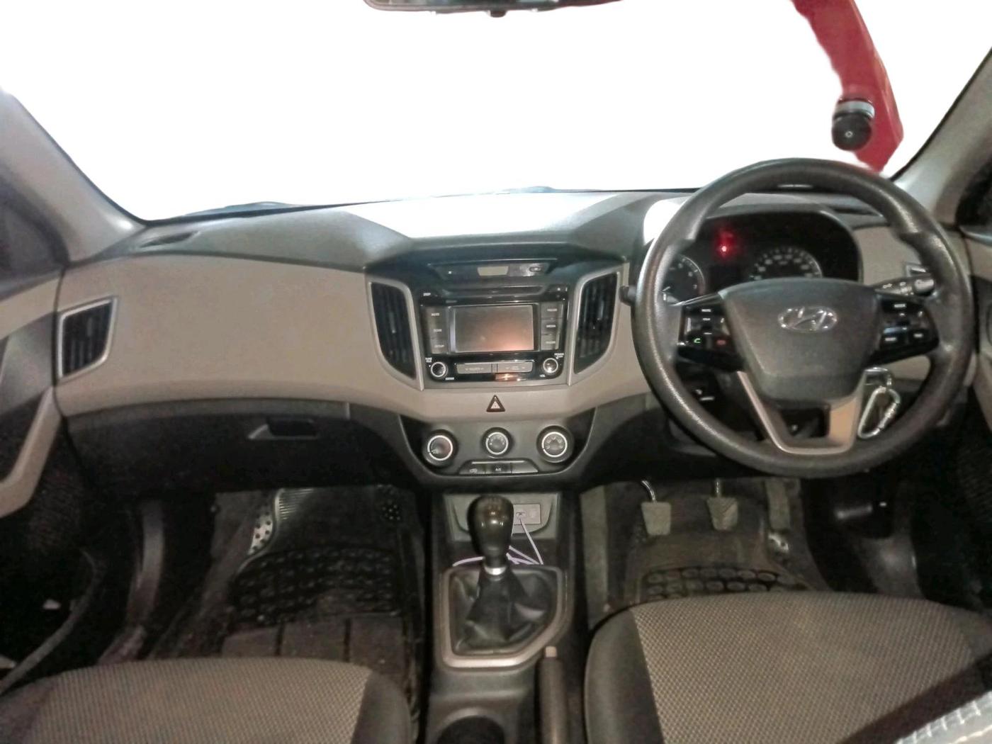 2016 Hyundai Creta E PLUS 1.6 PETROL, Petrol, Manual, 1,16,268 km, interior