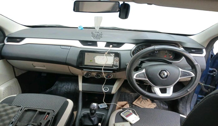 2020 Renault TRIBER RXZ AMT, Petrol, Automatic, 20,111 km, interior