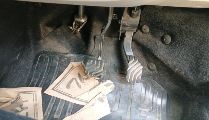 2020 Renault TRIBER RXZ AMT, Petrol, Automatic, 20,111 km, interior