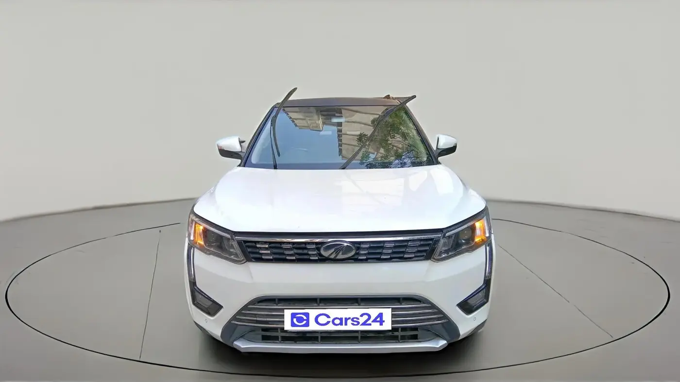 2021 Mahindra XUV300 W8 (O) 1.5 DIESEL AMT, Diesel, Automatic, 91,277 km, exterior