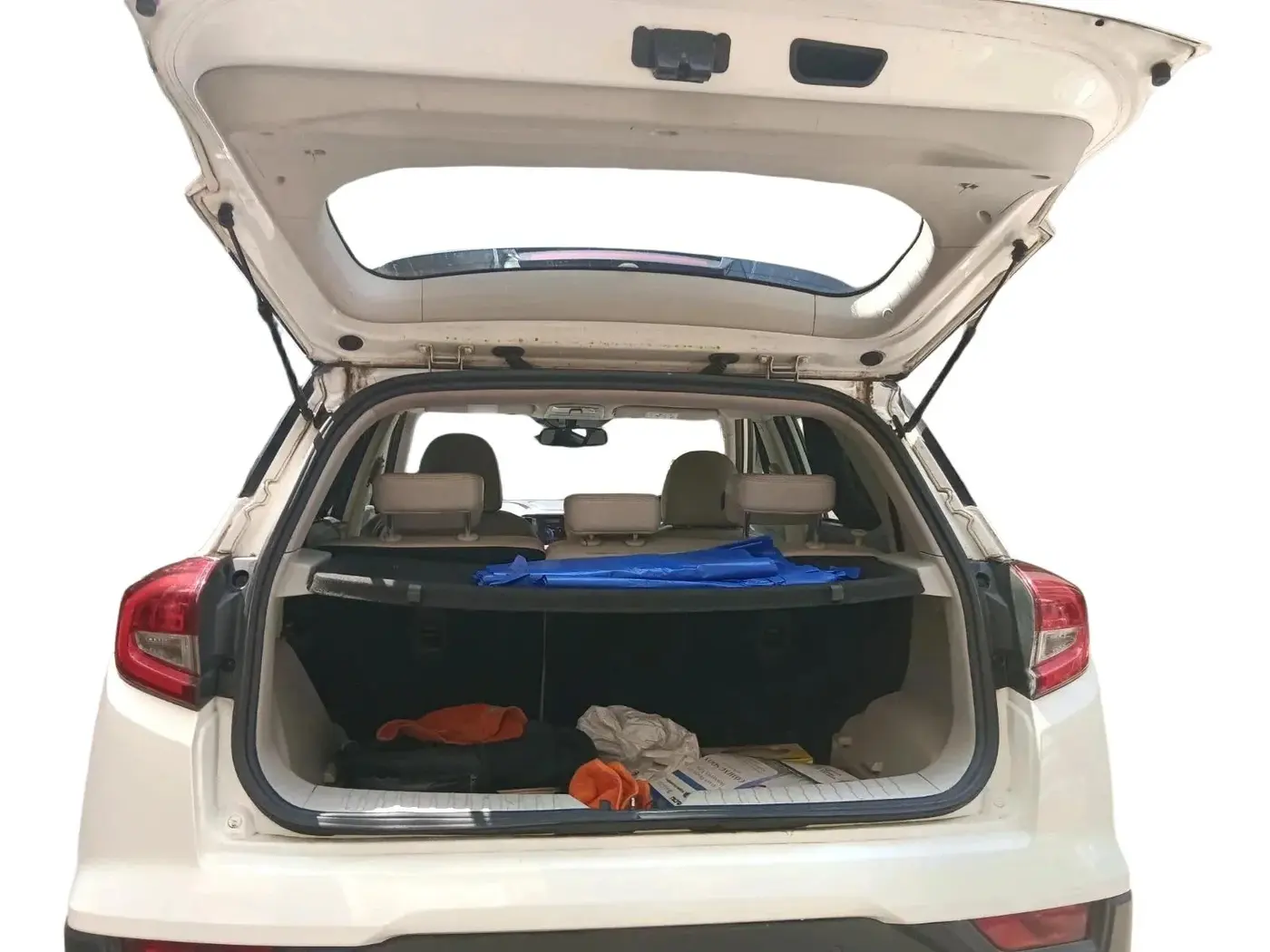 2021 Mahindra XUV300 W8 (O) 1.5 DIESEL AMT, Diesel, Automatic, 91,277 km, exterior
