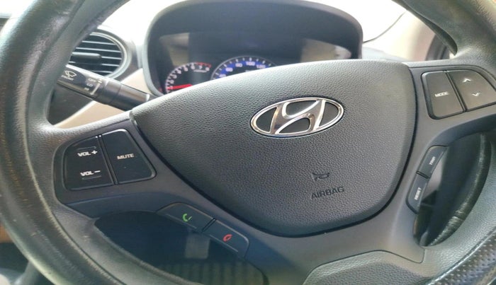 2017 Hyundai Xcent E+, Petrol, Manual, 72,395 km, interior