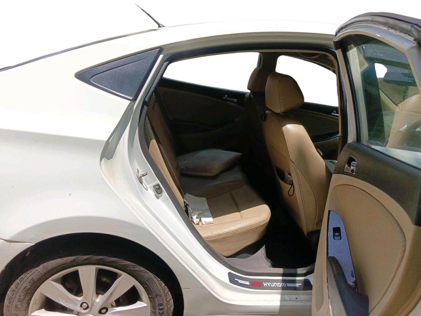 2011 Hyundai Verna FLUIDIC 1.6 VTVT SX AT, Petrol, Automatic, 99,539 km, interior