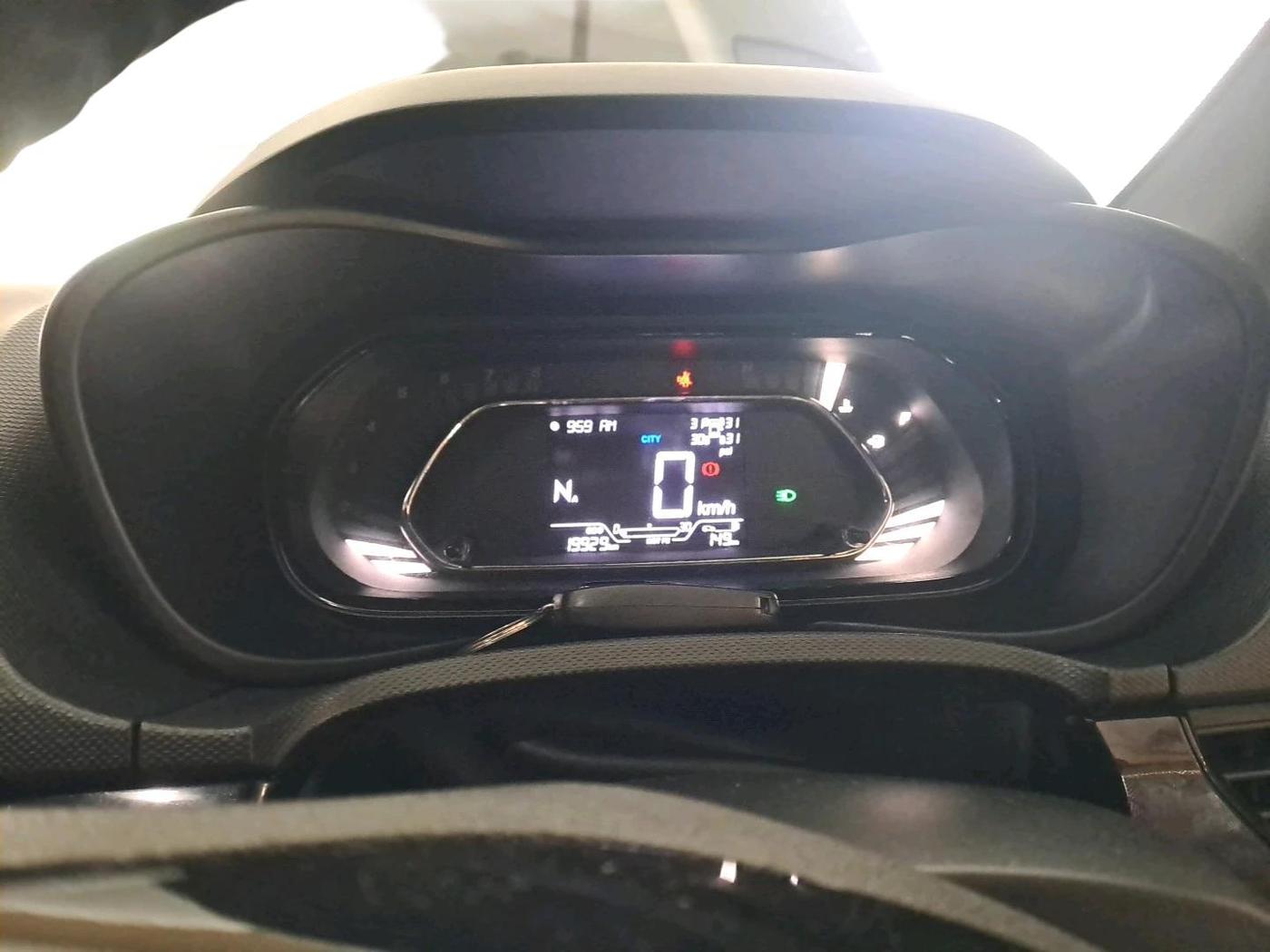 2023 Tata NEXON XZA PLUS LUXURY SUNROOF PETROL, Petrol, Automatic, 19,929 km, interior