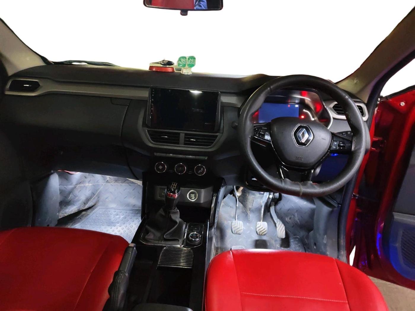 2021 Renault Kiger RXZ TURBO MT, Petrol, Manual, 26,797 km, interior