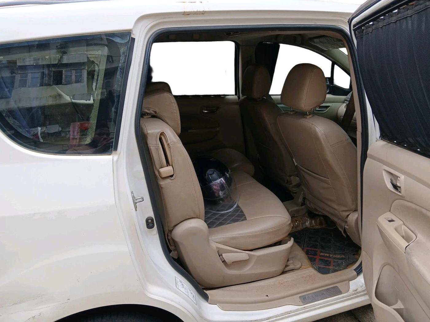 2016 Maruti Ertiga VDI SHVS, Diesel, Manual, 1,30,358 km, interior