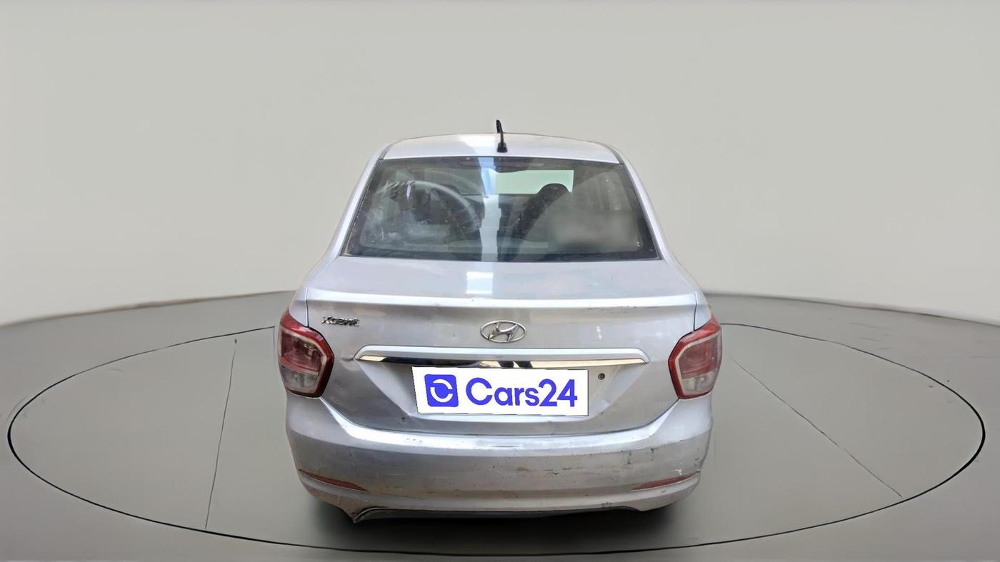2016 Hyundai Xcent BASE ABS 1.1, Diesel, Manual, 2,85,638 km, exterior
