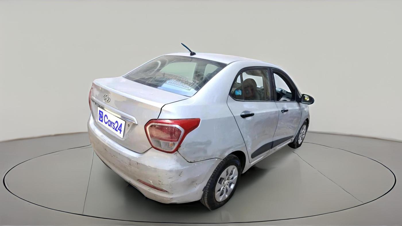 2016 Hyundai Xcent BASE ABS 1.1, Diesel, Manual, 2,85,638 km, exterior