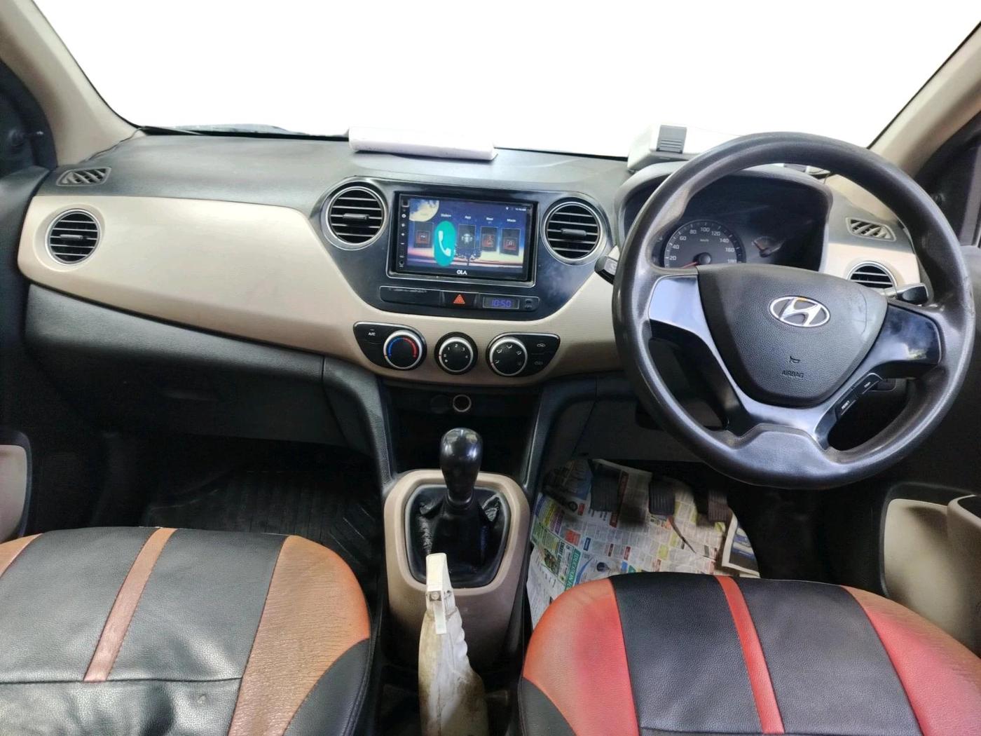 2016 Hyundai Xcent BASE ABS 1.1, Diesel, Manual, 2,85,638 km, interior