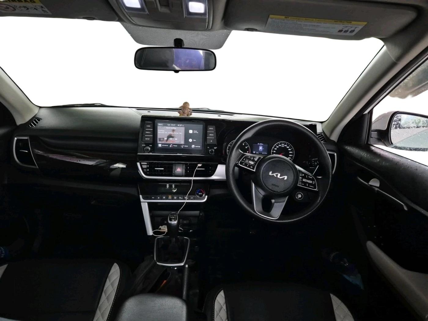 2022 KIA SELTOS HTK PLUS 1.5 IMT, Petrol, Manual, 31,117 km, interior