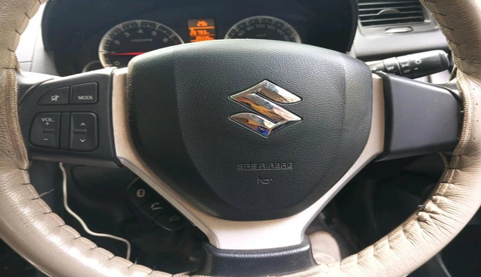 2014 Maruti Swift ZXI, Petrol, Manual, 39,335 km, interior