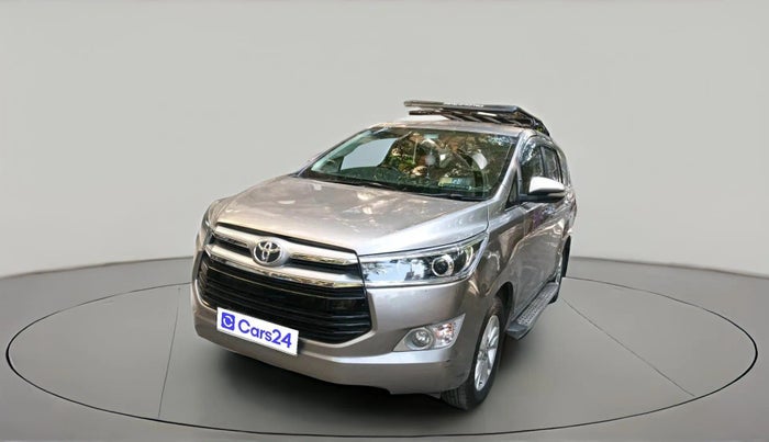 2016 Toyota Innova Crysta 2.4 VX 8 STR, Diesel, Manual, 1,49,864 km, exterior