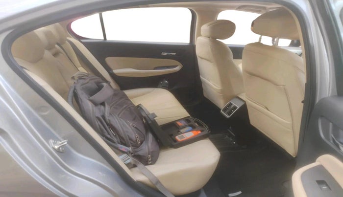 2024 Honda City 1.5L I-VTEC ZX CVT, Petrol, Automatic, 5,353 km, interior