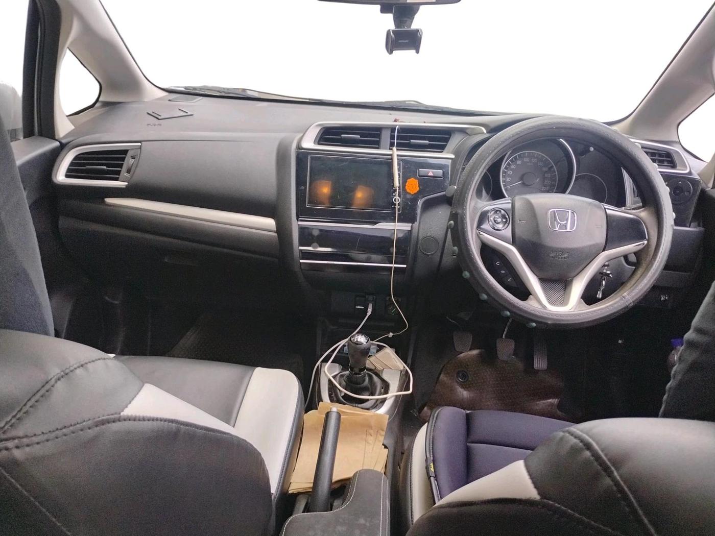 2017 Honda WR-V 1.2L I-VTEC VX MT, Petrol, Manual, 1,02,309 km, interior