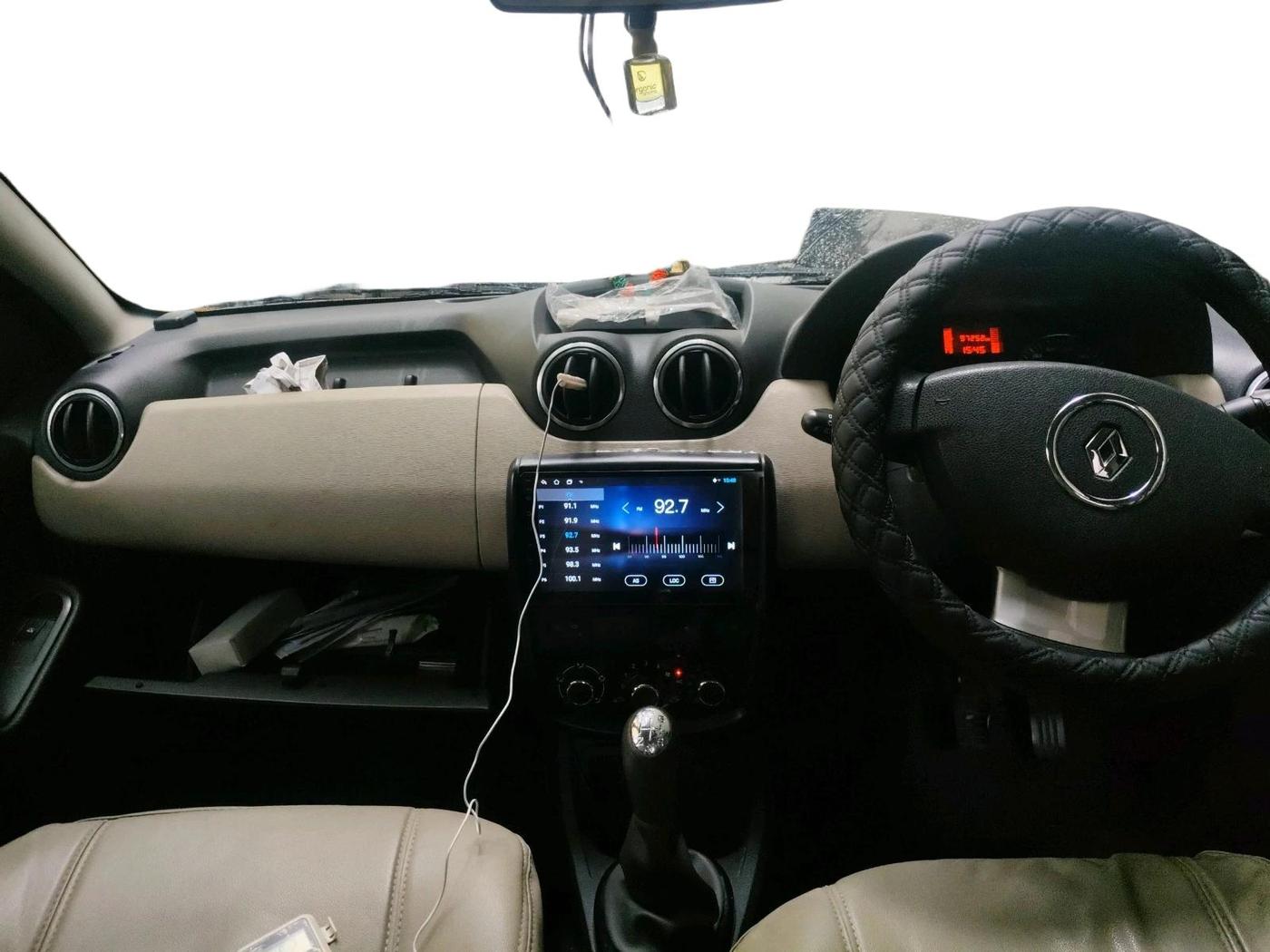 2014 Renault Duster 85 PS RXL DIESEL, Diesel, Manual, 97,252 km, interior