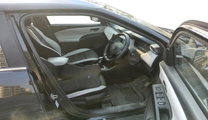 2024 Nissan MAGNITE Tekna B4D 1.0 Petrol AMT, Petrol, Automatic, 29,807 km, interior