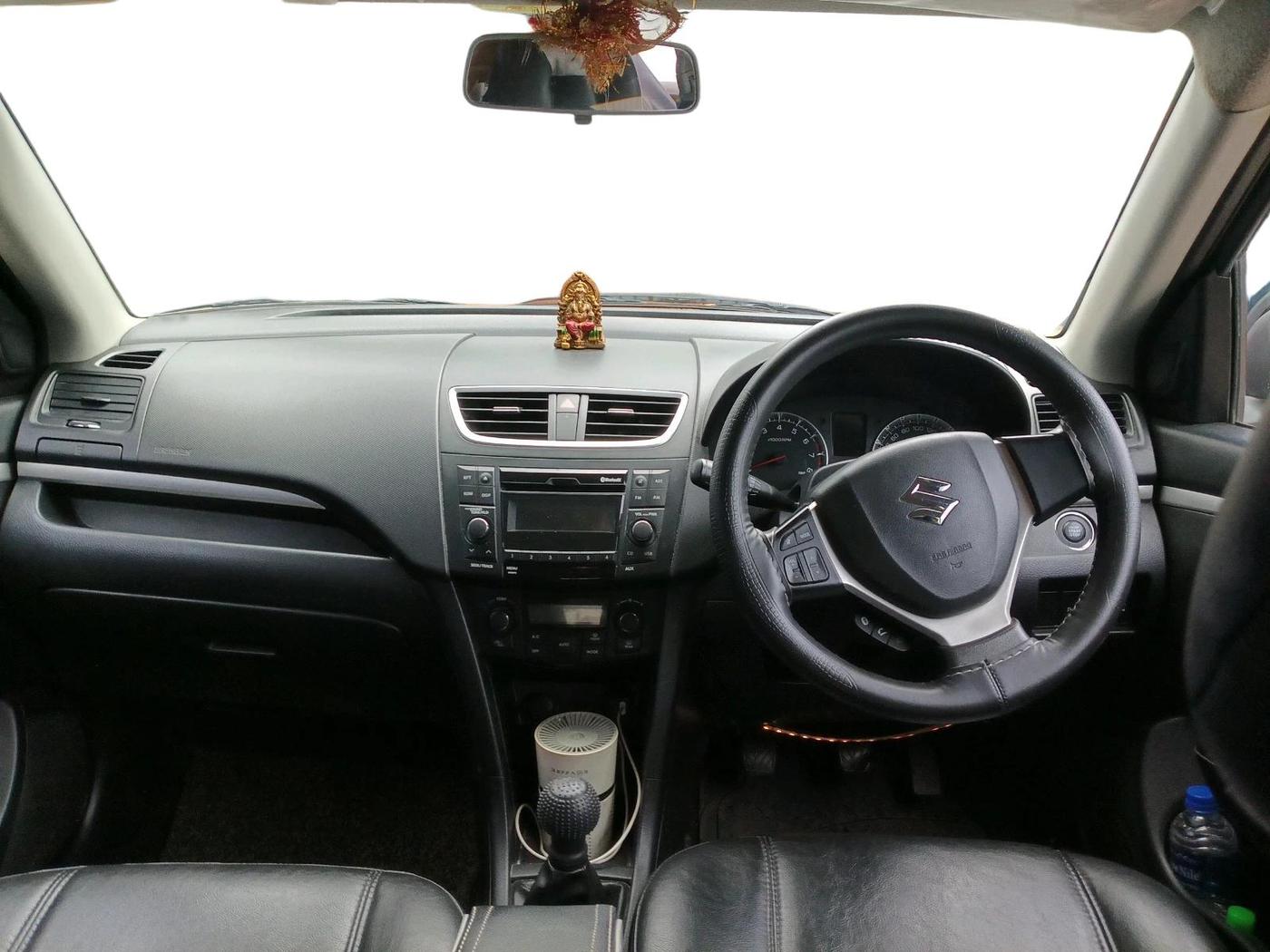 2015 Maruti Swift ZXI, Petrol, Manual, 87,851 km, interior