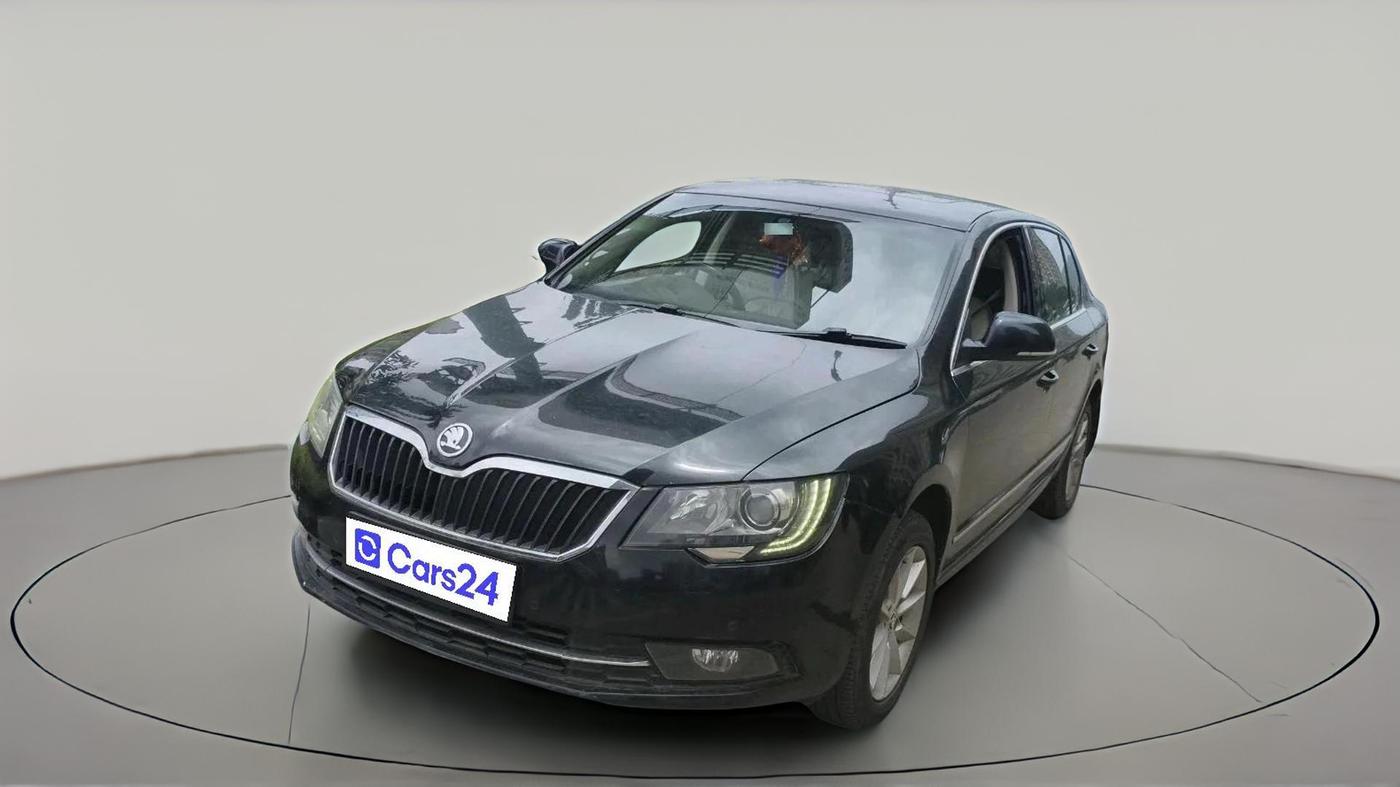 2014 Skoda Superb ELEGANCE 1.8 TSI AT, Petrol, Automatic, 80,033 km, exterior