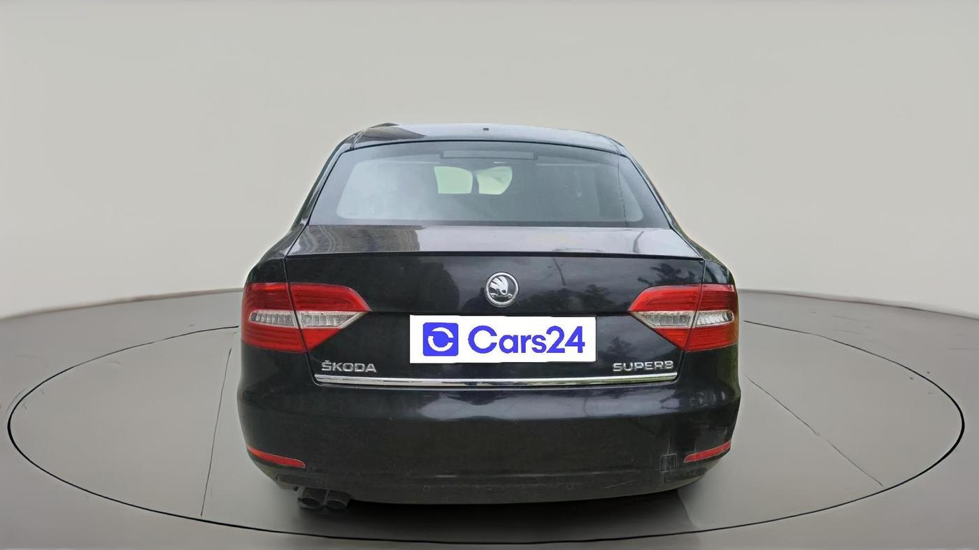 2014 Skoda Superb ELEGANCE 1.8 TSI AT, Petrol, Automatic, 80,033 km, exterior