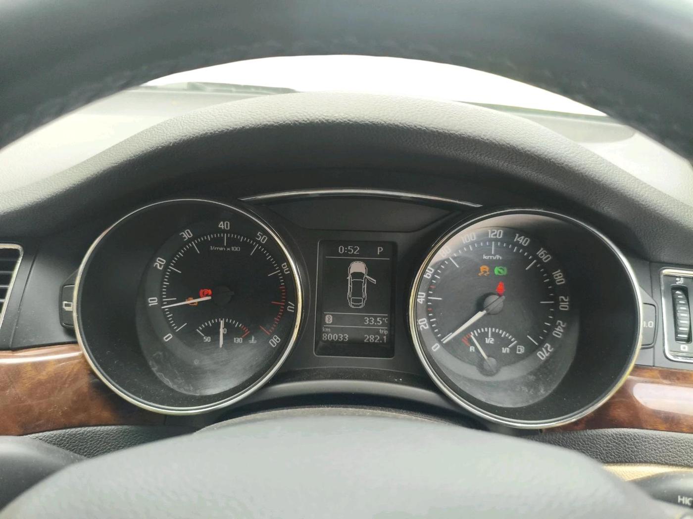2014 Skoda Superb ELEGANCE 1.8 TSI AT, Petrol, Automatic, 80,033 km, interior