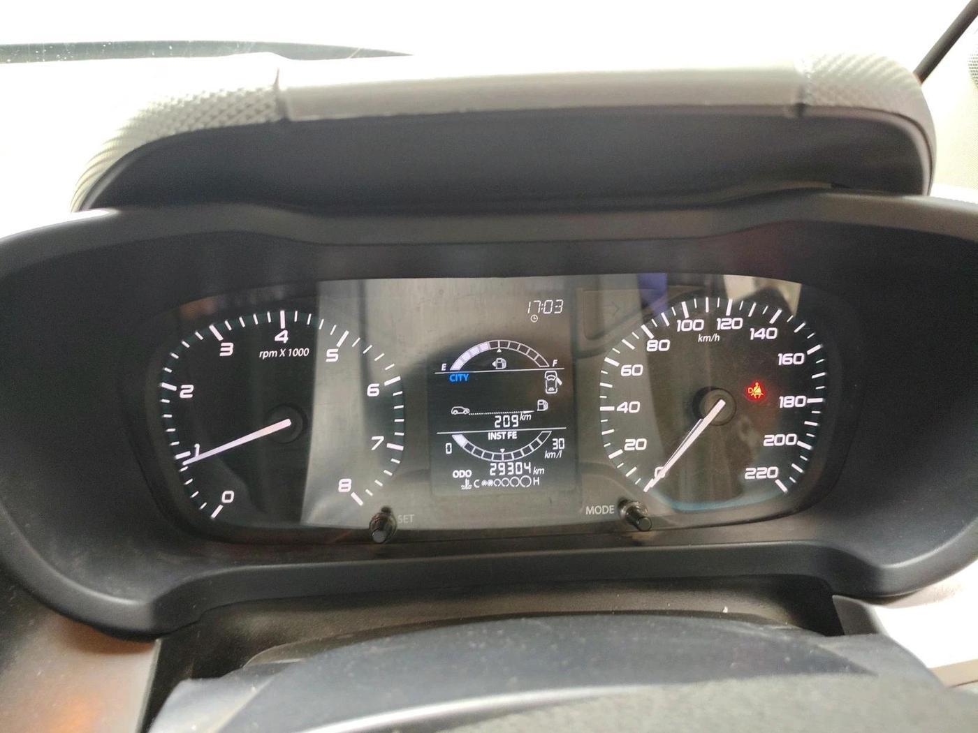 2020 Tata ALTROZ XM PETROL, Petrol, Manual, 29,304 km, interior