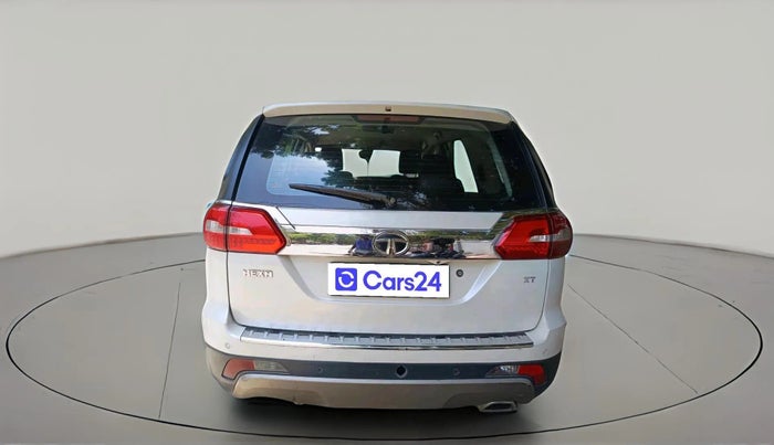 2017 Tata Hexa XT 4X2 7 STR, Diesel, Manual, 1,10,894 km, exterior