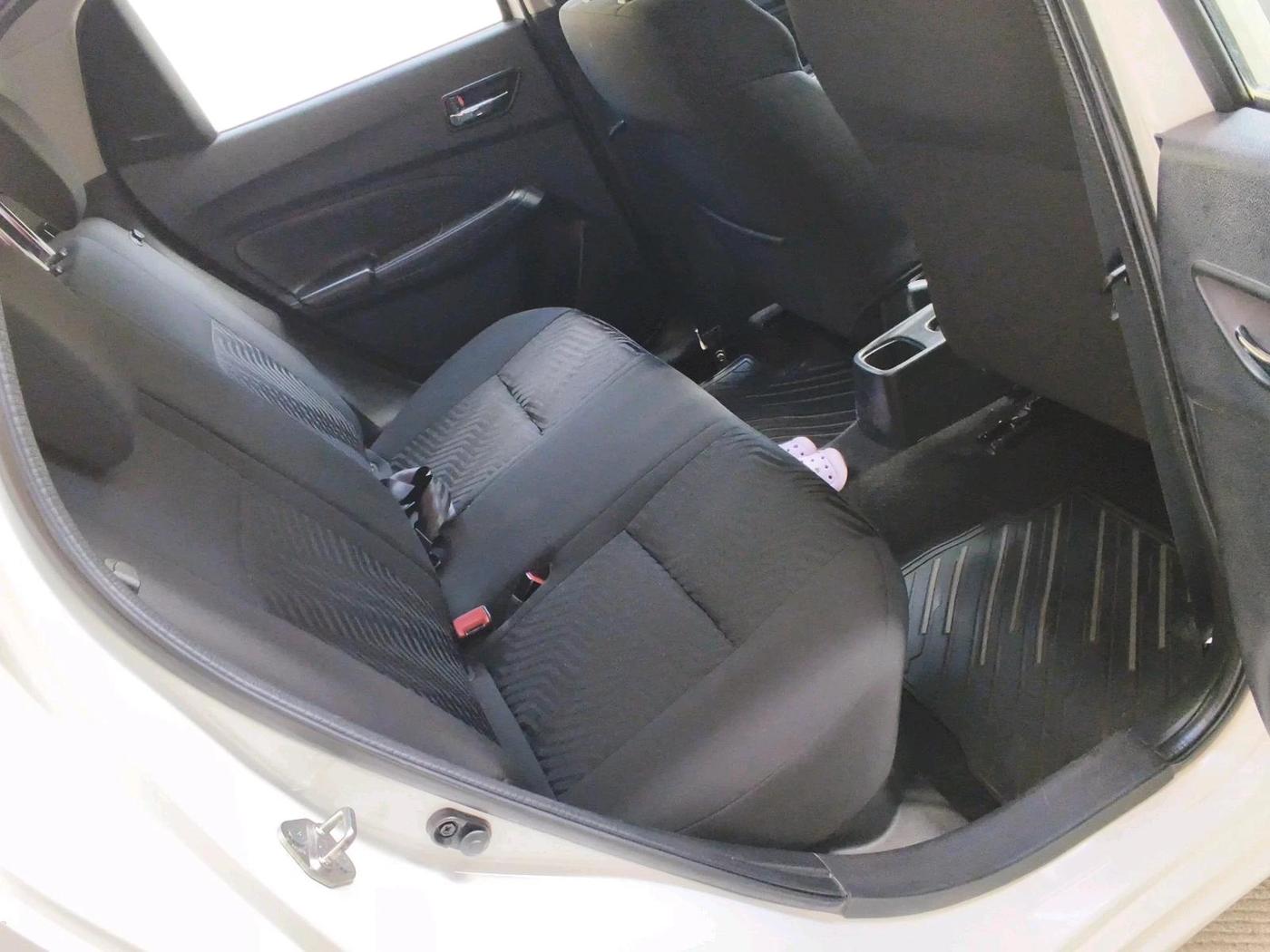 2020 Maruti Swift ZXI PLUS AMT, Petrol, Automatic, 31,612 km, interior