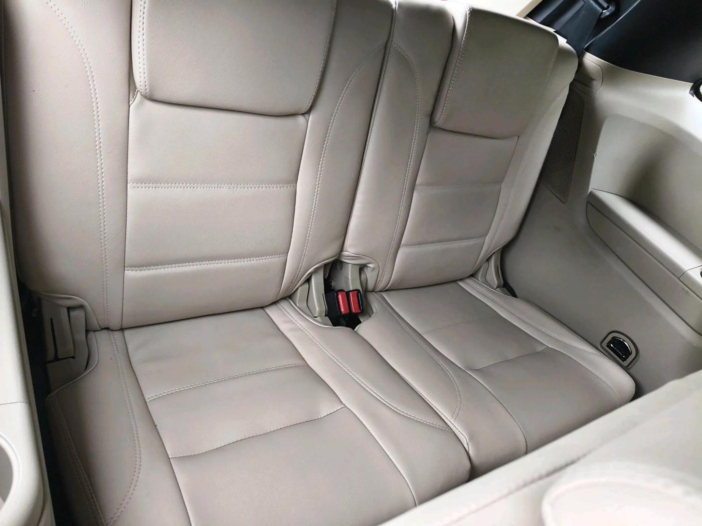 2019 Ford Endeavour TITANIUM PLUS 3.2 4X4 AT SUNROOF, Diesel, Automatic, 1,46,869 km, interior