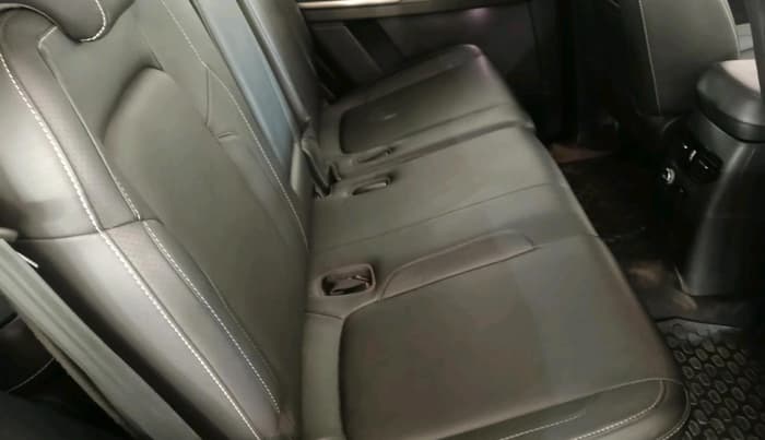 2018 Tata Hexa XT 4X2 7 STR, Diesel, Manual, 70,013 km, interior