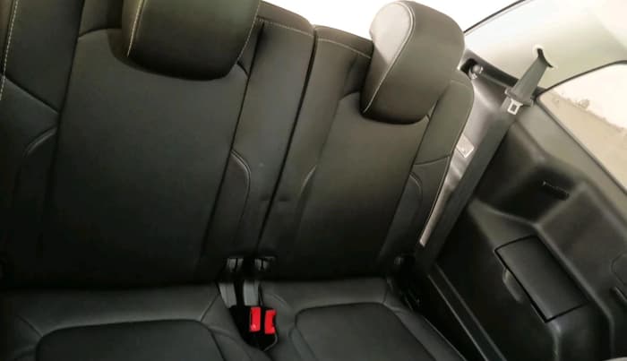 2018 Tata Hexa XT 4X2 7 STR, Diesel, Manual, 70,013 km, interior