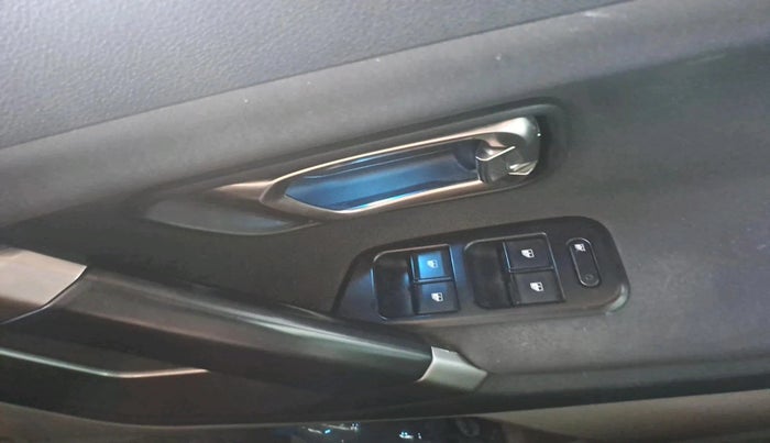 2023 Tata Safari XT PLUS, Diesel, Manual, 77,063 km, interior