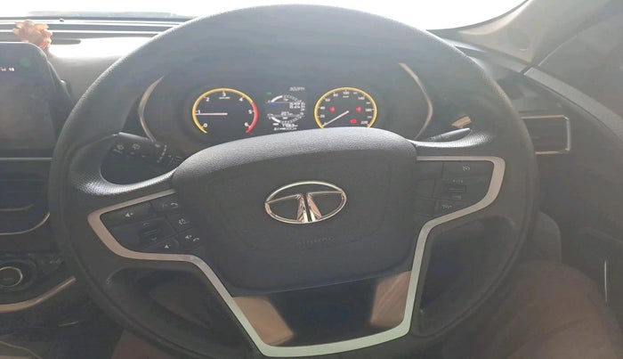 2023 Tata Safari XT PLUS, Diesel, Manual, 77,063 km, interior