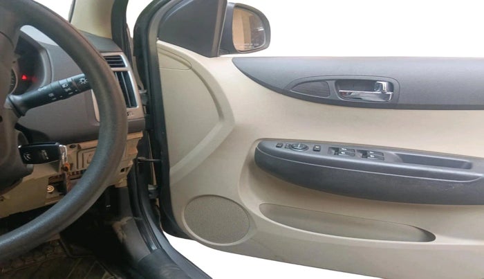 2013 Hyundai i20 MAGNA (O) 1.2, Petrol, Manual, 36,124 km, interior