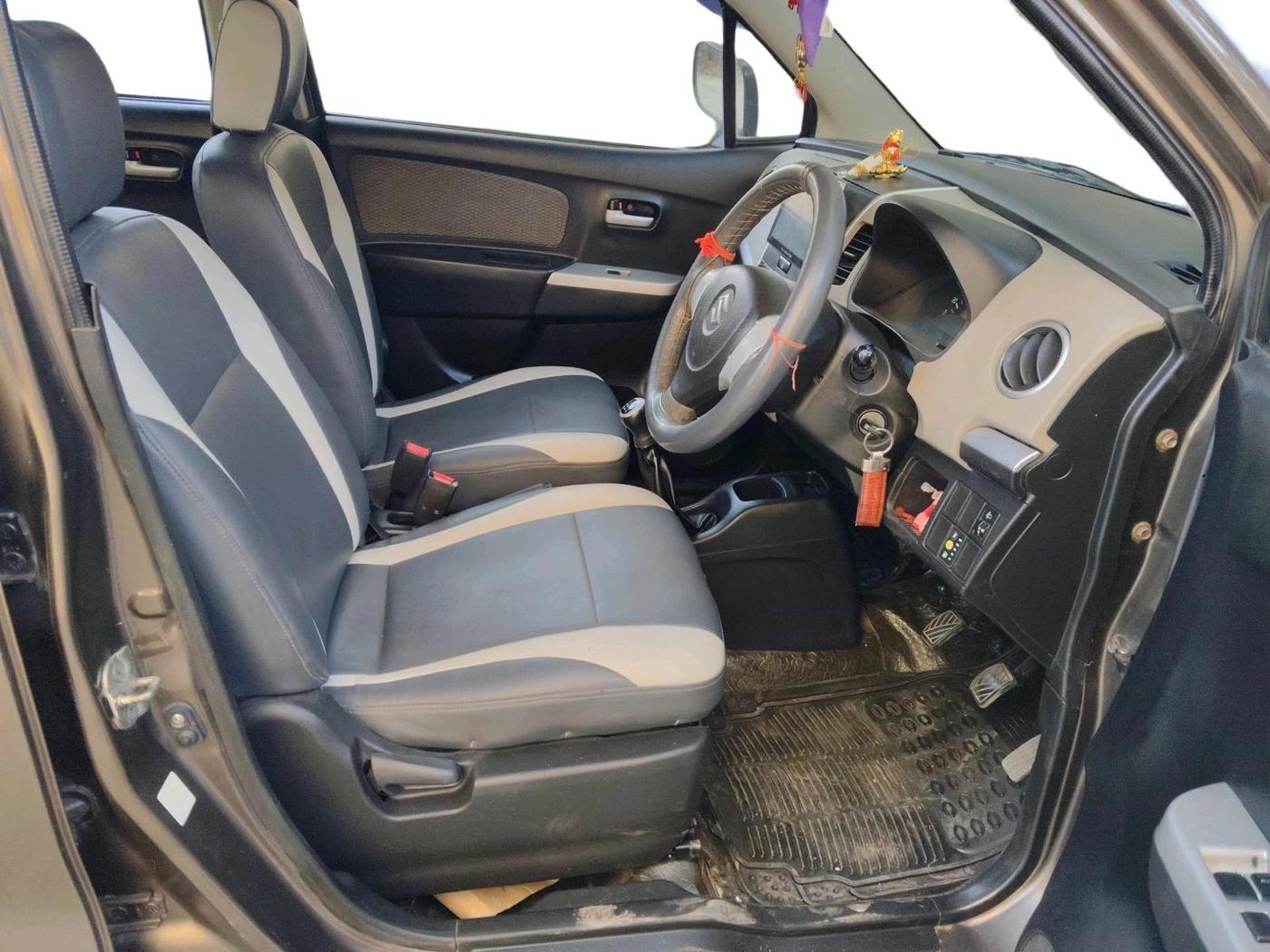 2014 Maruti Wagon R 1.0 LXI CNG, CNG, Manual, 76,124 km, interior
