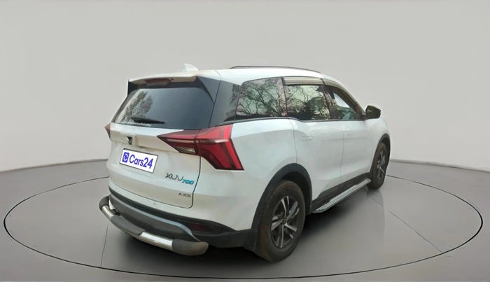 2022 Mahindra XUV700 AX 5 D MT 5 STR, Diesel, Manual, 78,927 km, exterior