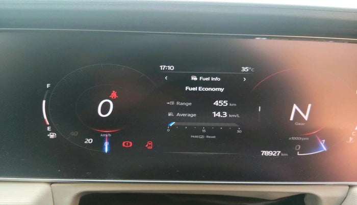 2022 Mahindra XUV700 AX 5 D MT 5 STR, Diesel, Manual, 78,927 km, interior