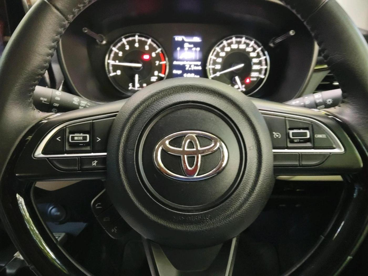 2024 Toyota Glanza V AMT, Petrol, Automatic, 6,932 km, interior