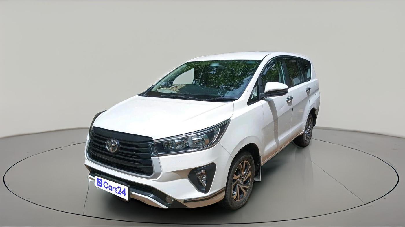 2022 Toyota Innova Crysta 2.4 G 7 STR, Diesel, Manual, 82,015 km, exterior