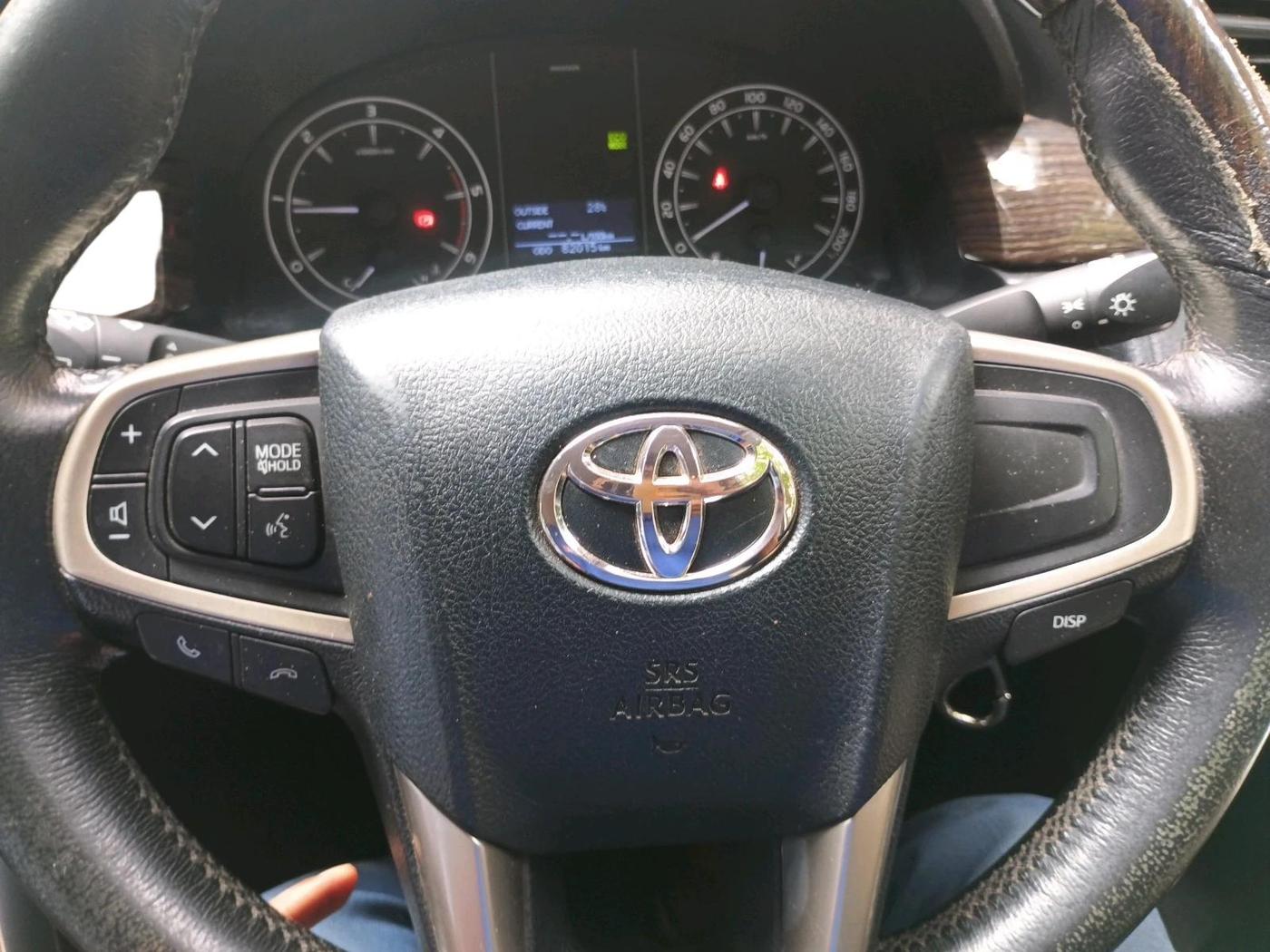2022 Toyota Innova Crysta 2.4 G 7 STR, Diesel, Manual, 82,015 km, interior